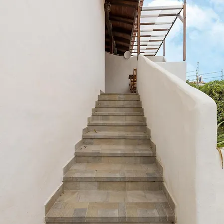 Spacious In La Ciaccia Near Sea Tatil Evi