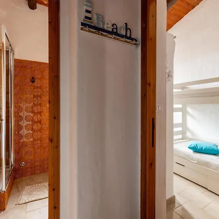 Spacious In La Ciaccia Near Sea Tatil Evi *
