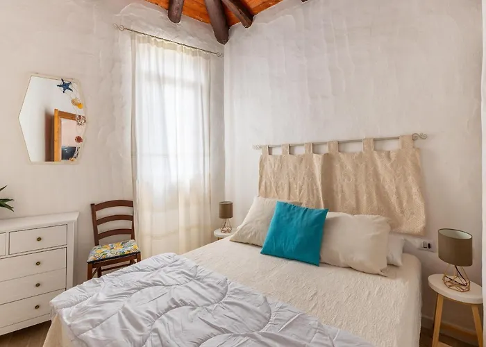 Nyaraló Casa Vacanze Con Giardino, Vicino Al Mare
