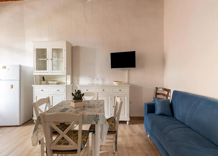 Casa Vacanze Con Giardino, Vicino Al Mare *