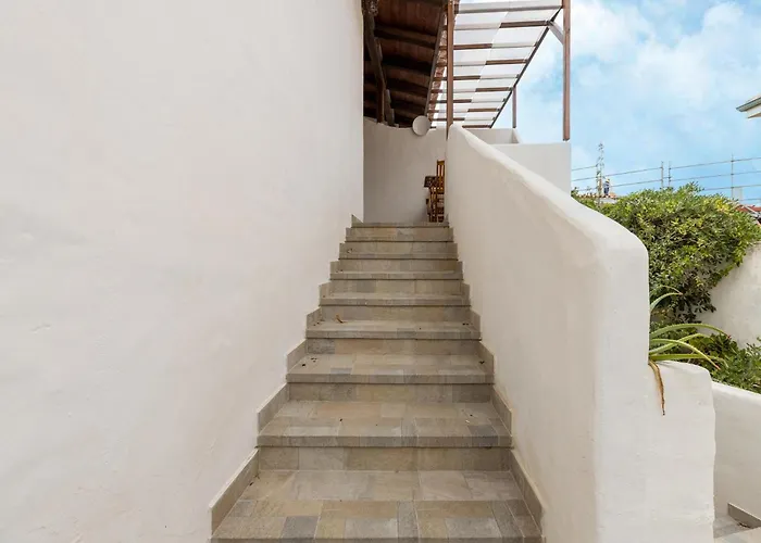 Casa Vacanze Con Giardino, Vicino Al Mare Nyaraló